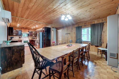 Rustic Family Getaway w/ Pond in Prattsburgh