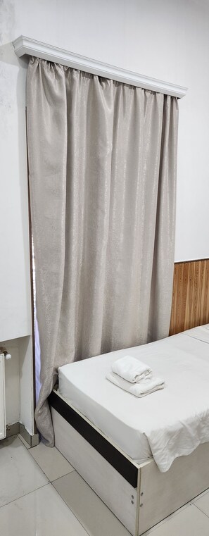 Ảnh chưa phân loại, 3 trong số 63 ảnh, nút