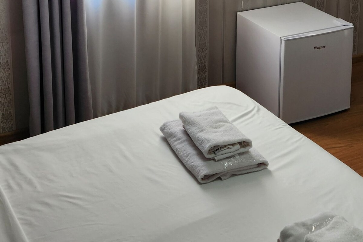 Deluxe Double Room, City View