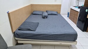 Standard Room - Nusantara Rooms Springlake By Reccoma (Bekasi)