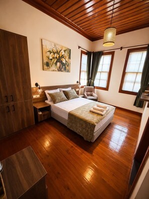 Ảnh chưa phân loại, 5 trong số 20 ảnh, nút