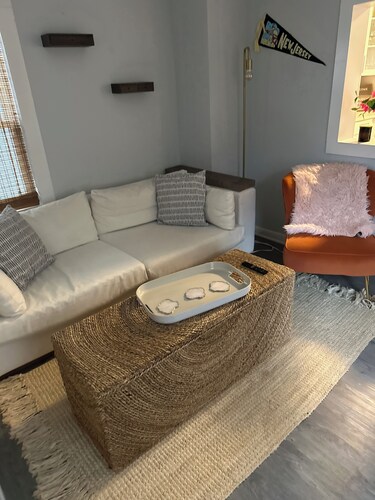 Welcoming 3-bedroom house in Asbury Park Close to Downtown & Beach