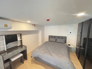 Fælles sovesal - 1 soveværelse - balkon - byudsigt