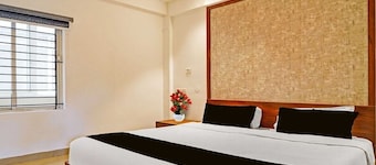 Deluxe Room Heavens Hut