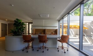 Dining - Studio w/ Balcony in Condo. w/ Pool Msi0307 (São Paulo)