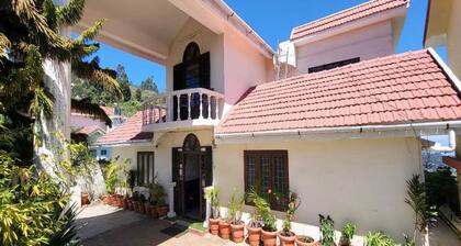Premium Aysha Stay Inn