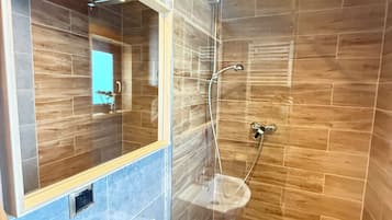 Classic Cottage, Hot Tub, Lake View | Bathroom | Shower, towels, soap, toilet paper