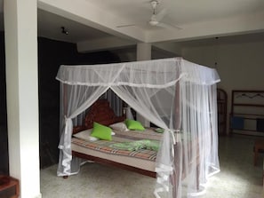 Ảnh chưa phân loại, 2 trong số 30 ảnh, nút