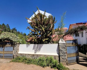 Reception - Suite Aysha Stay Inn (Kodaikanal)