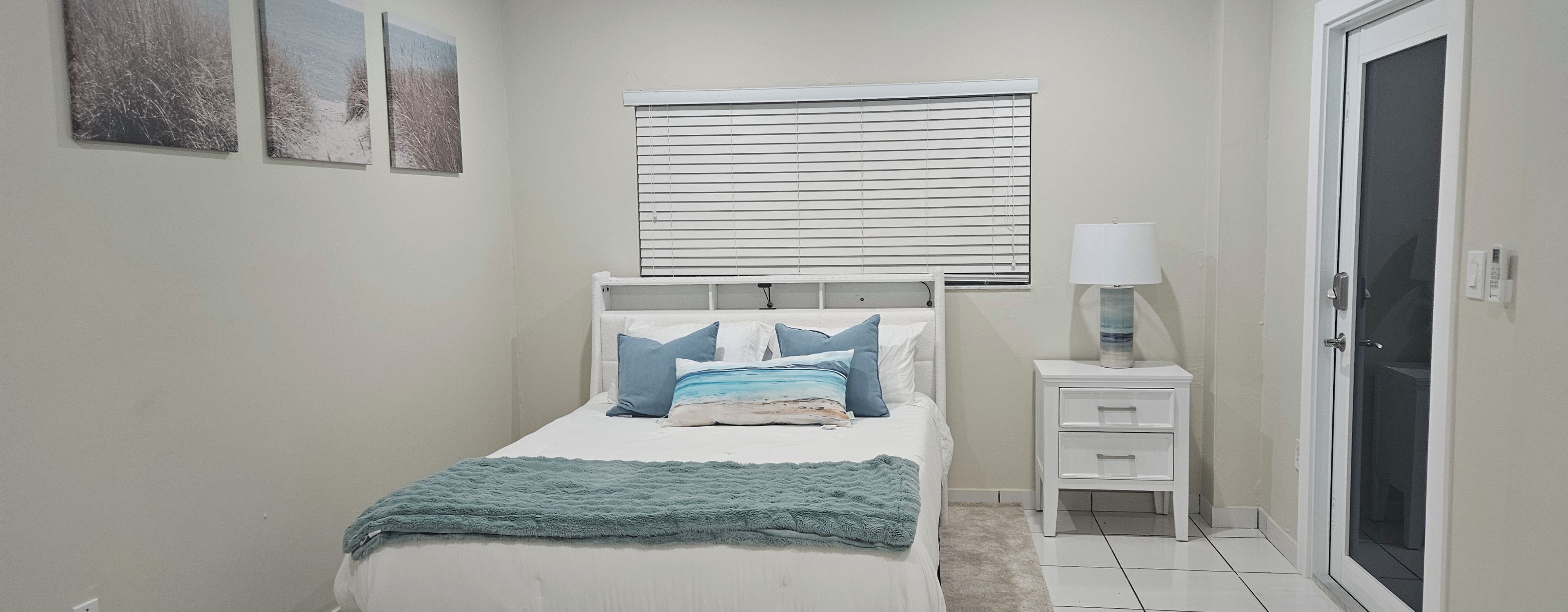 WiFi, bed sheets