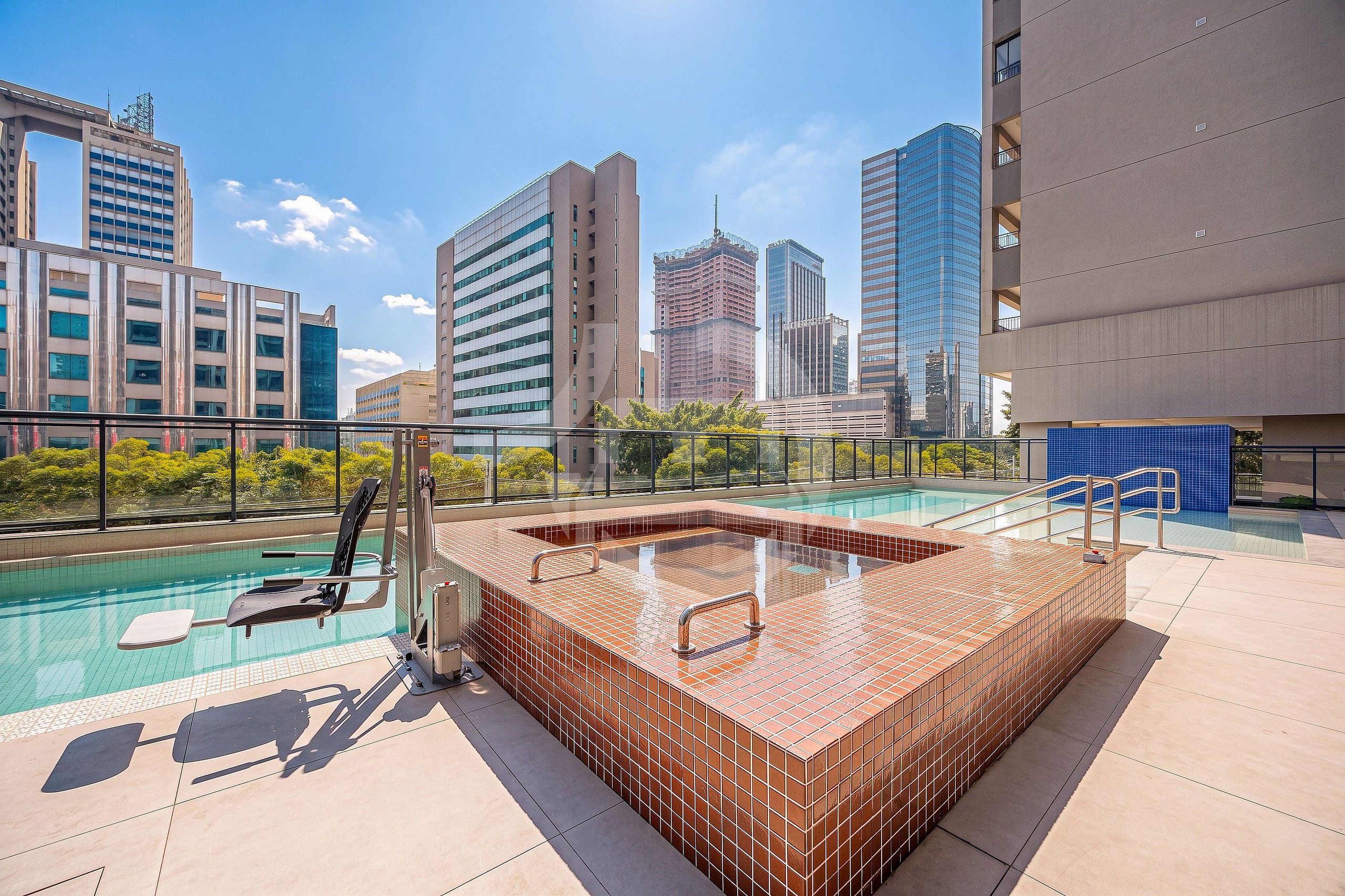 Piscine couverte