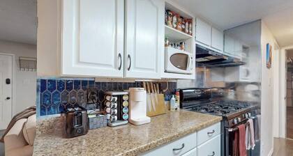 Central ABQ Condo with Attached Garage
