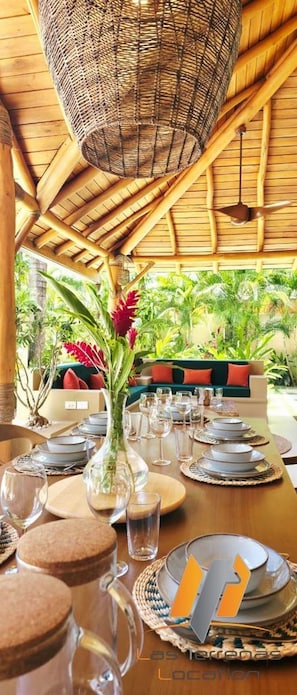 Dining - Villa ORQUIDEA / 4 BR A/C / 2 MN from the beaches / Private swimming pool / Wifi (Las Terrenas)