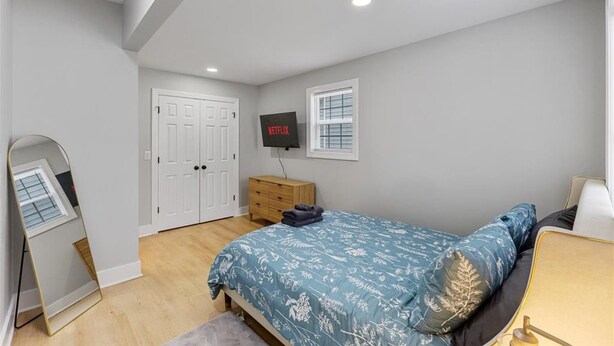 Unclassified image, 1 of 41, button - Waterfront Town Escape | Up to 8 Guests (Washington)