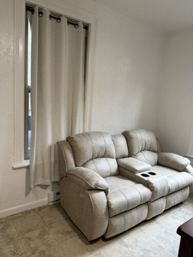 Peaceful 1-bedroom apartment in quaint Fall River perfect for relaxing.