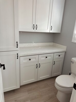Bathroom - Beautiful poolside luxury suite with private entrance. (Phoenix)