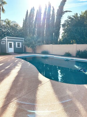 Pool - Beautiful poolside luxury suite with private entrance. (Phoenix)