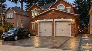 Exterior - Self-Contained, Full Kitchen, Full Bath, Private-A (Richmond Hill)