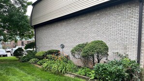 Unclassified image, 3 of 7, button - Spacious 3-bedroom townhome with AC Commutable to NYC (Woodbridge Township)