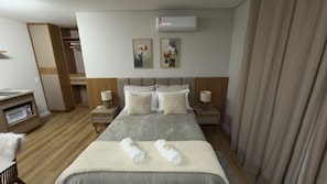Ett hotellrum med en säng, sängbord, en garderob och en luftkonditioneringsanläggning.