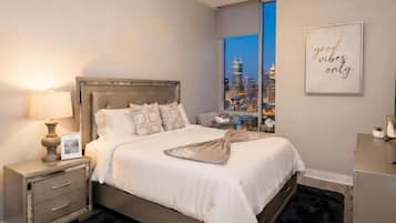 Luxury Apartment, Balcony, City View | WiFi (free)