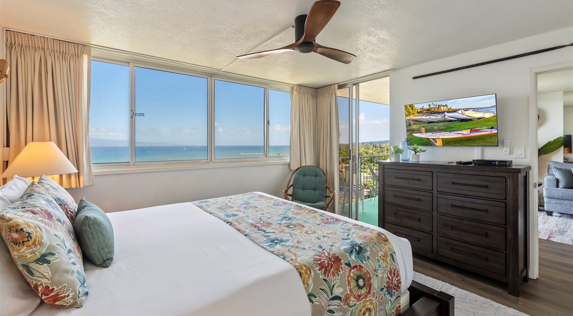 Plush California King bed and gorgeous ocean views when you open your eyes!