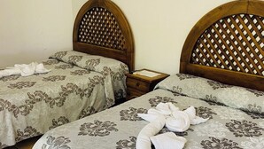Family Quadruple Room, Patio, Garden View - Hotel Posada el Encanto   (Chiconcuac)