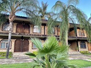 Ảnh chưa phân loại, 2 trong số 21 ảnh, nút