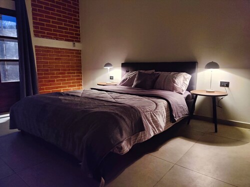 Modern Coffee Farm House in Ruta de las Flores