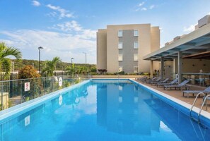 Pool - Vrbo Property (Cartagena)