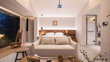 Basic Double Room, Hill View | WiFi (free)