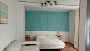 Room - Vrbo Property (Salobreña)