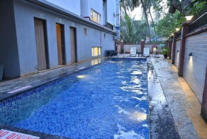 Unclassified image, 5 of 7, button - LUXURY SWIMMING POOL HOTEL TF RESORT (Calangute)