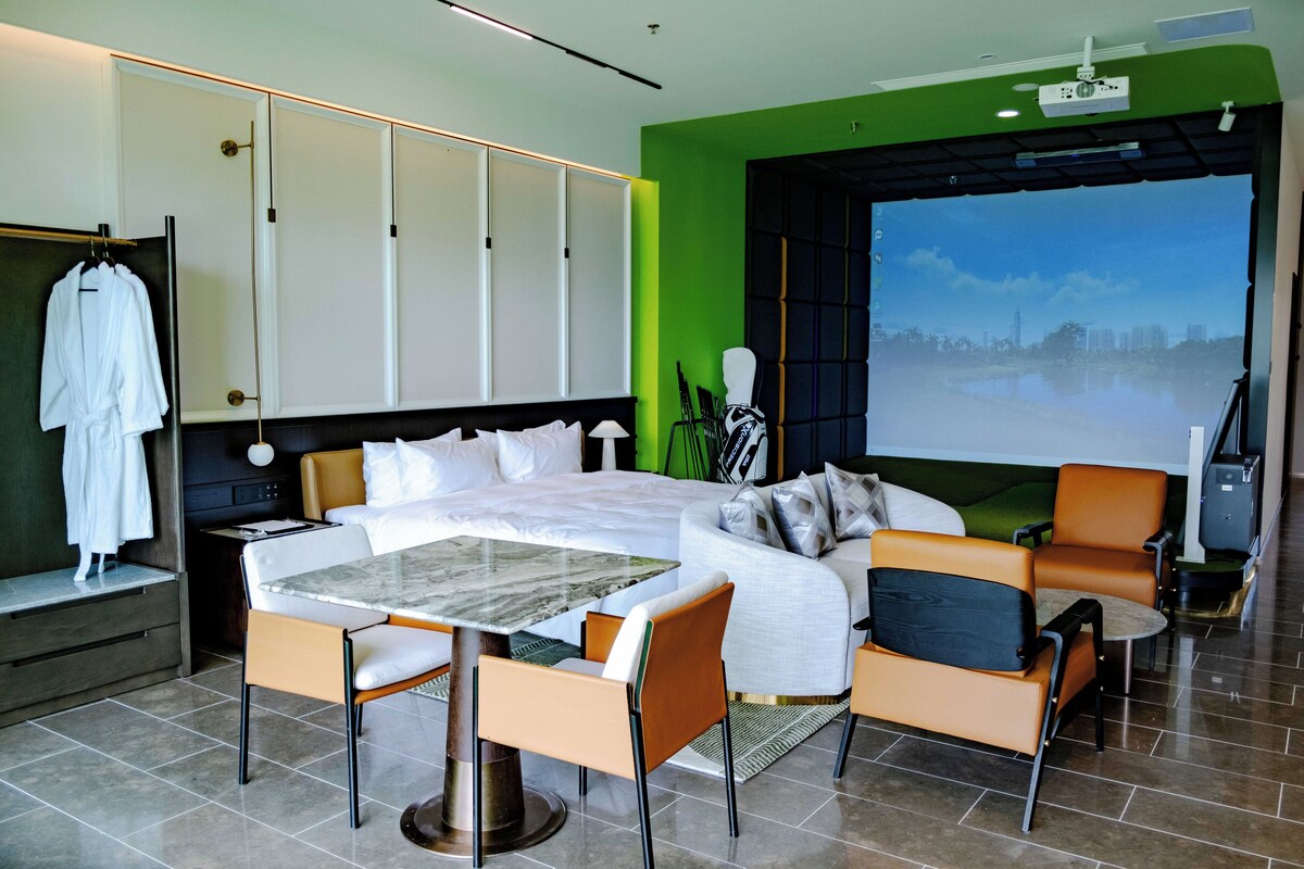 Superior-Doppelzimmer, Balkon, Blick auf den Golfplatz
