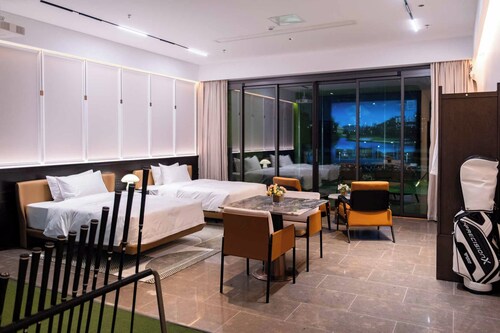 Sakki Golf Resort