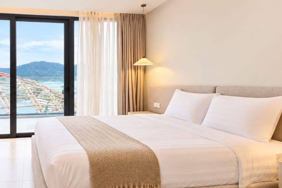 Luxury Studio, Balcony, City View | Desk, laptop workspace, iron/ironing board, free WiFi