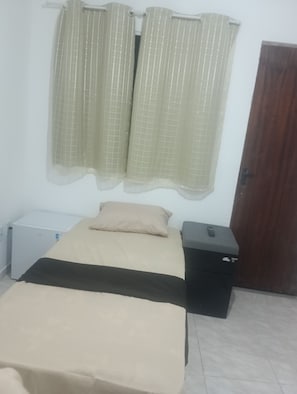 Ảnh chưa phân loại, 5 trong số 13 ảnh, nút