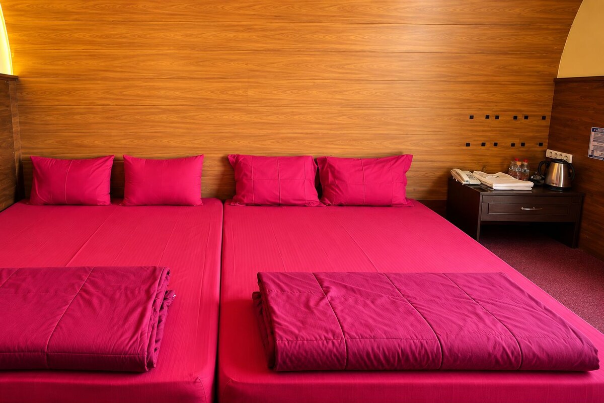 Free WiFi, bed sheets
