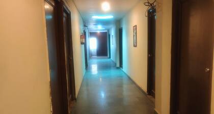 Hotel Amaze Inn