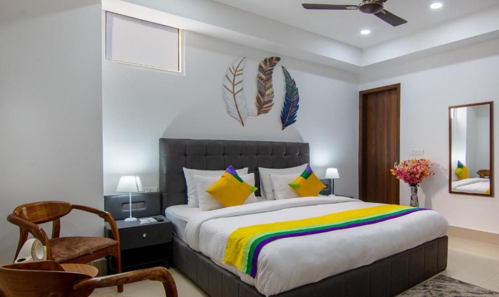 Standard Double Room, Balcony, City View | In-room safe, desk, WiFi (free)