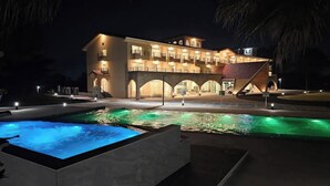 صورة غير مصنفة، 3 من 14، زرّ