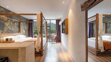 Classic Double Room | Iron/ironing board