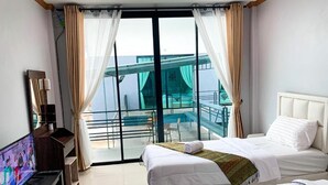 Unclassified image, 3 of 15, button - Three Bridges Hotel (Tambon Pha Sing)