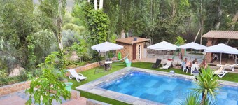 Villa 'Rural & Spa Lola del Río' with Mountain View, Wi-Fi and Air Conditioning