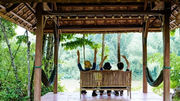 Gambar tidak terklasifikasi, 1 dari 28, tombol
