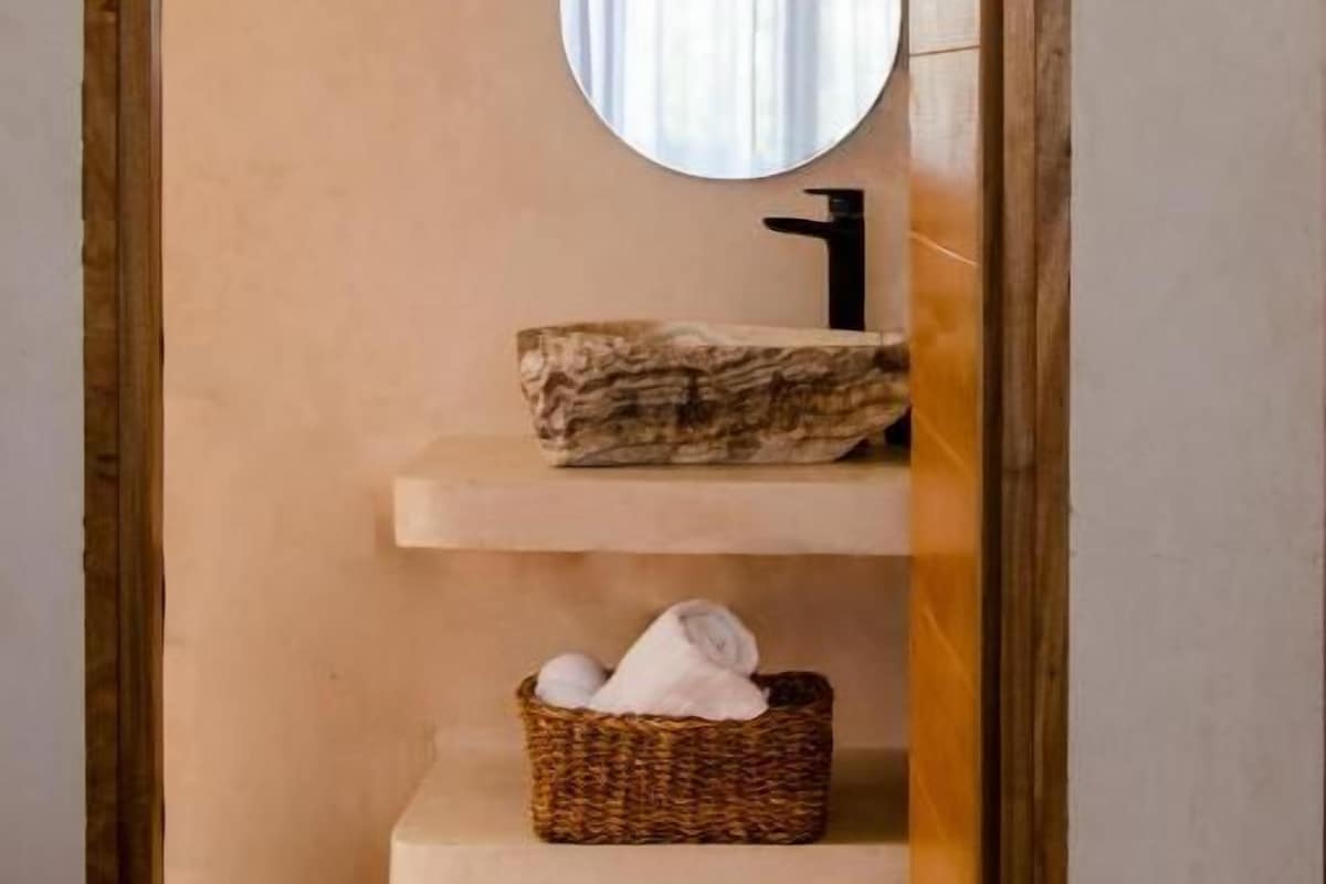 Suite, City View | Interior