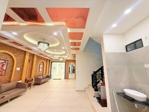 Ảnh chưa phân loại, 3 trong số 10 ảnh, nút