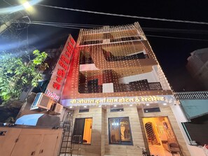 Ảnh chưa phân loại, 5 trong số 10 ảnh, nút