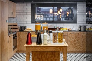 Dining - Eklo Clermont Ferrand Centre Gare (Clermont-Ferrand)