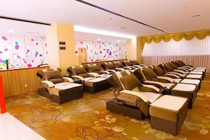 Ảnh chưa phân loại, 3 trong số 28 ảnh, nút